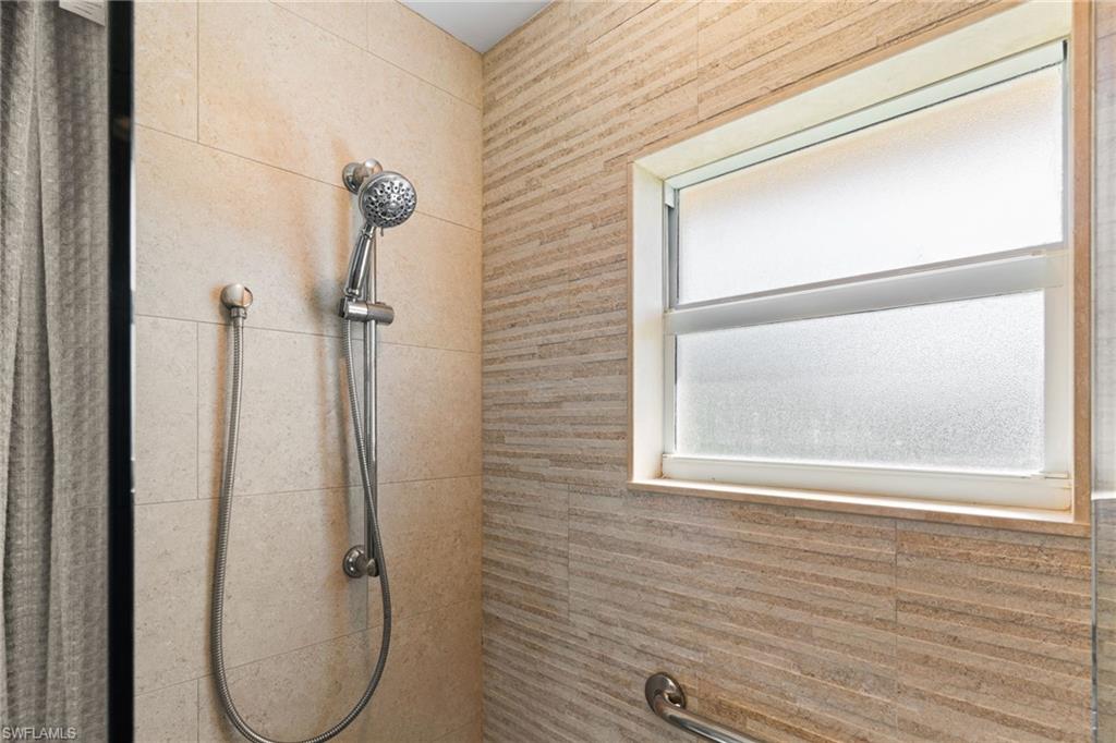 601 Periwinkle Way C-5 Property Photo 24