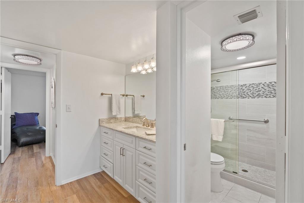 6102 Augusta Dr 302 Property Photo 10