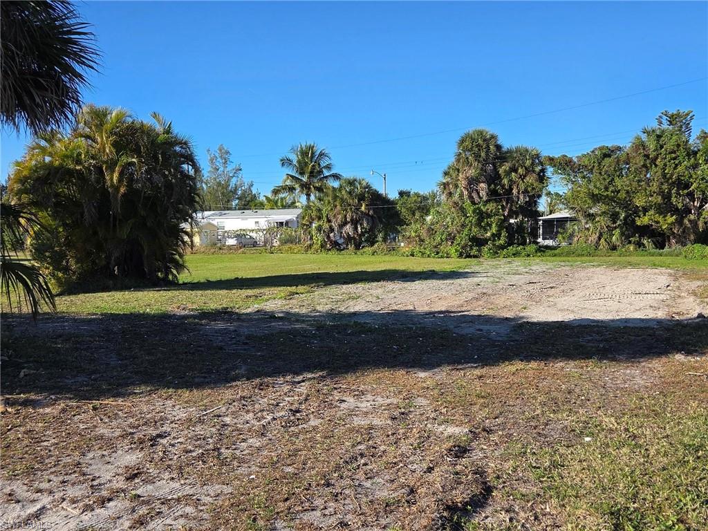 7840 Raymary St Property Photo 2