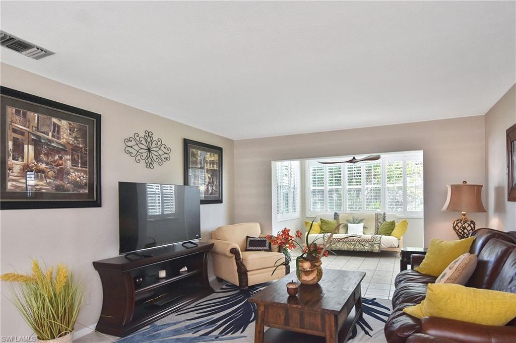 1411 Tropic Ter Property Photo 4