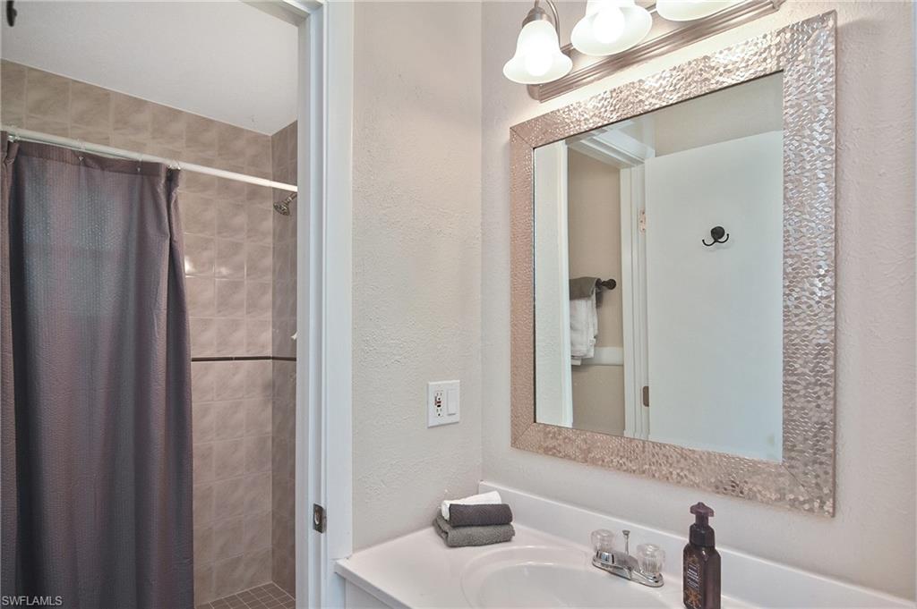 1411 Tropic Ter Property Photo 20