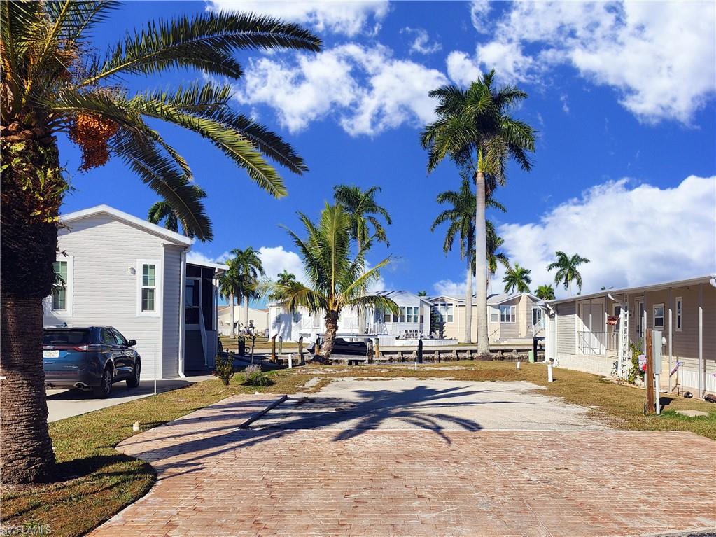 141 Barbados Way Property Photo 4