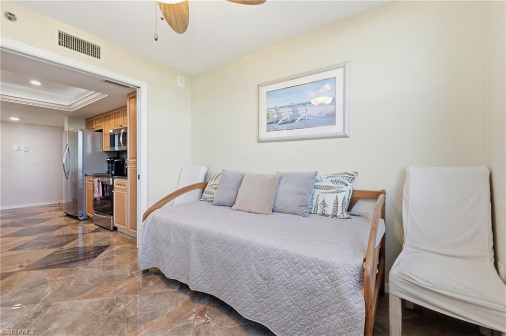 6585 Nicholas Blvd # 703 Property Photo 16
