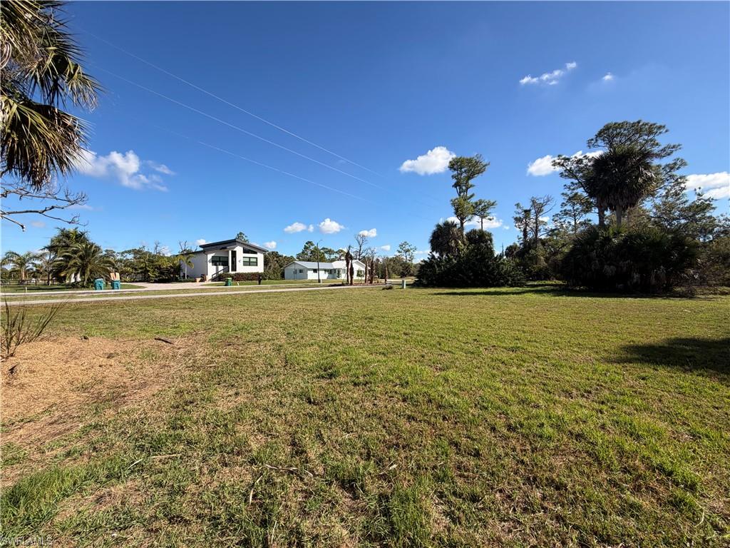 24501 Yacht Club Blvd Property Photo 3