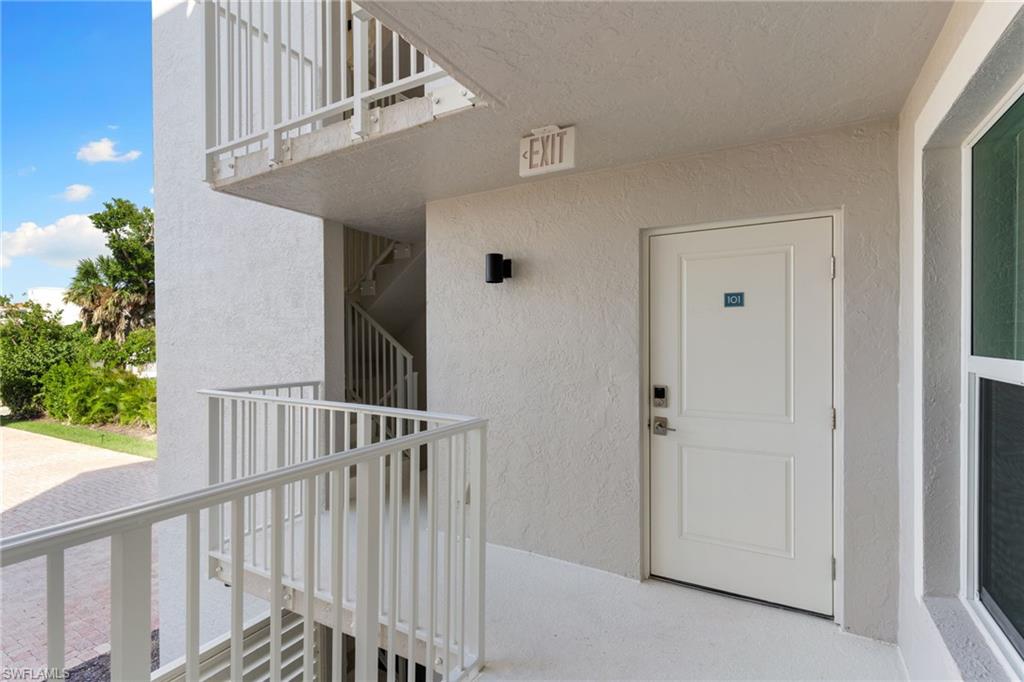 3049 W Gulf Dr 101 Property Photo 27