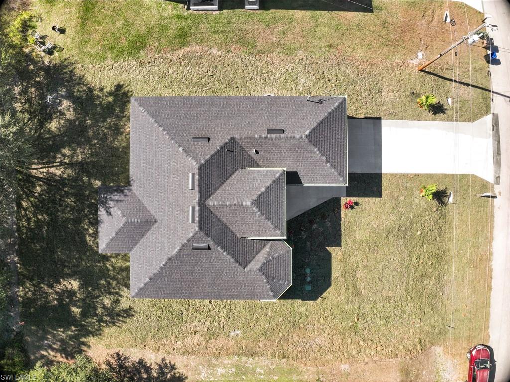 442 Poplar St Property Photo 4