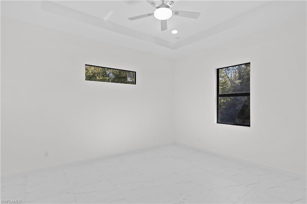 442 Poplar St Property Photo 25