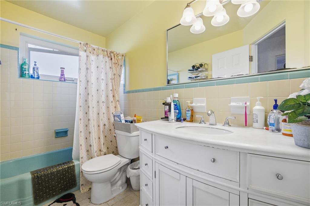 2431 Hunter Ter Property Photo 8