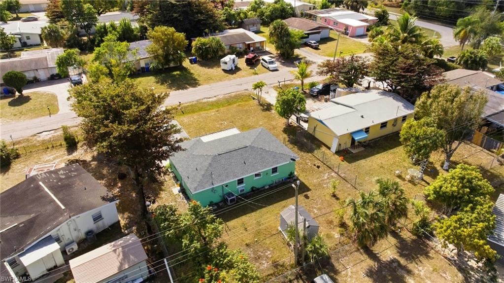 2431 Hunter Ter Property Photo 30