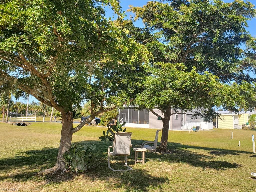 938 Lazy Ln Property Photo 28