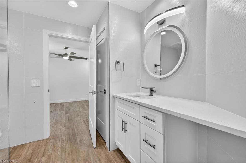 1211 Periwinkle Way Property Photo 35