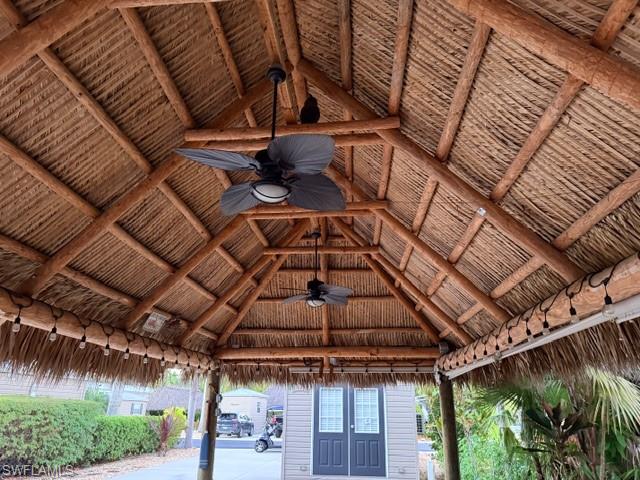 10212 Yellowtop Trl Property Photo 6