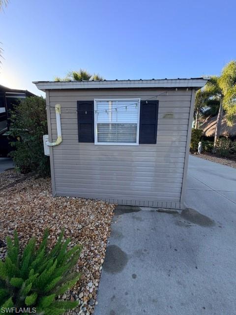 10212 Yellowtop Trl Property Photo 16