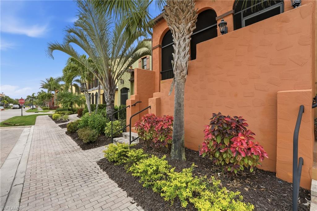 11830 Paseo Grande Blvd 4611 Property Photo 2