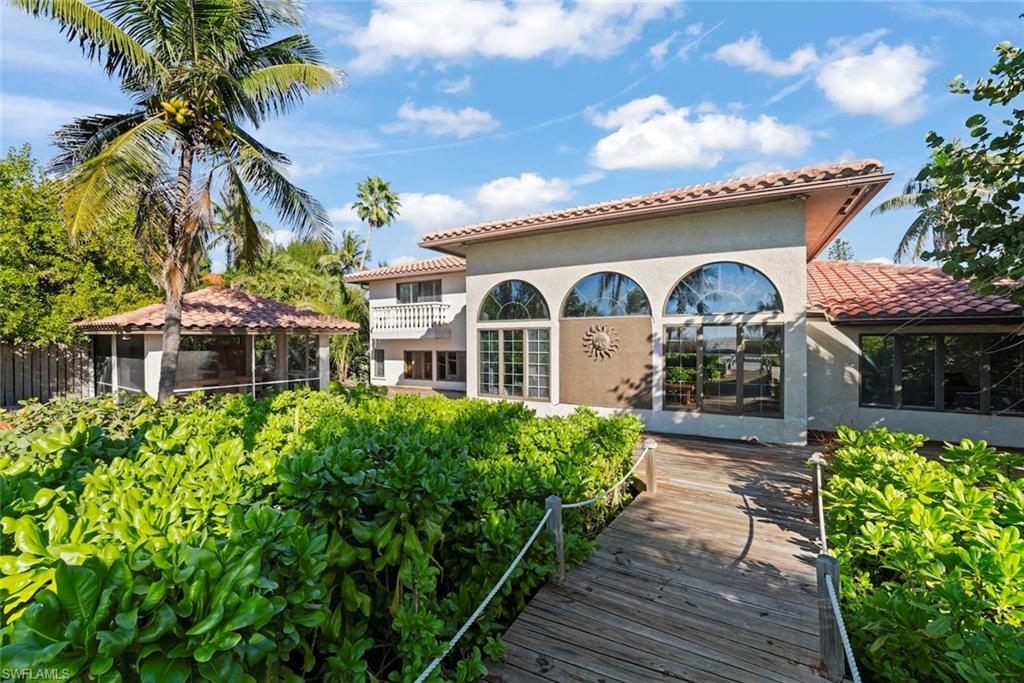 16632 Captiva Dr Property Photo 8