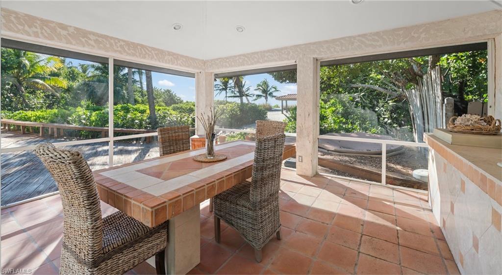 16632 Captiva Dr Property Photo 13
