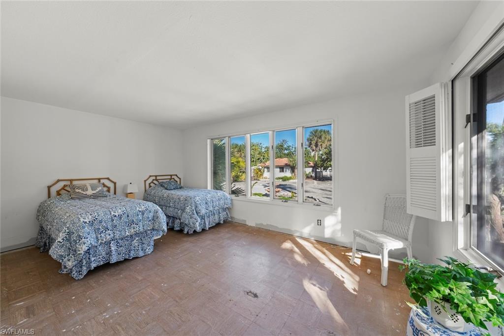 16632 Captiva Dr Property Photo 25