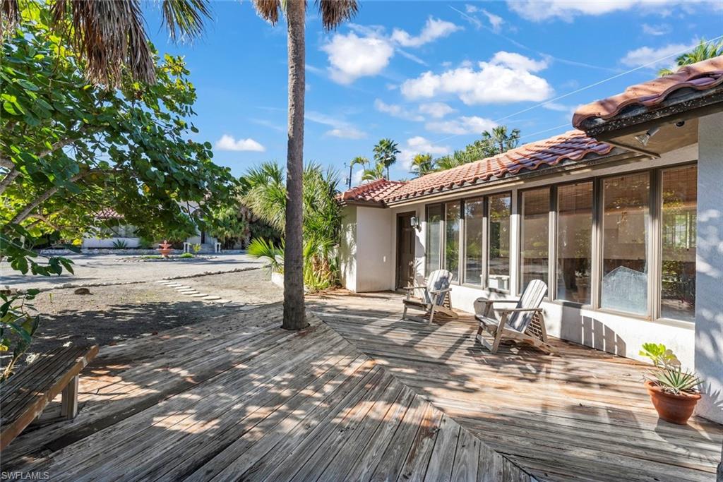 16632 Captiva Dr Property Photo 27