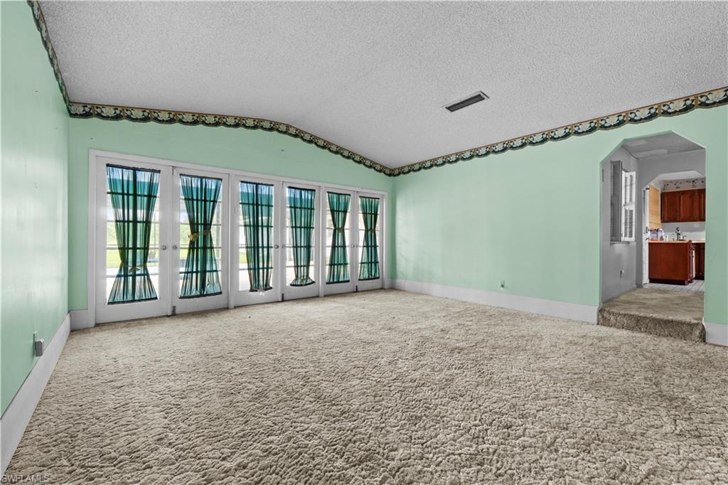 1085 West Ave Property Photo 42