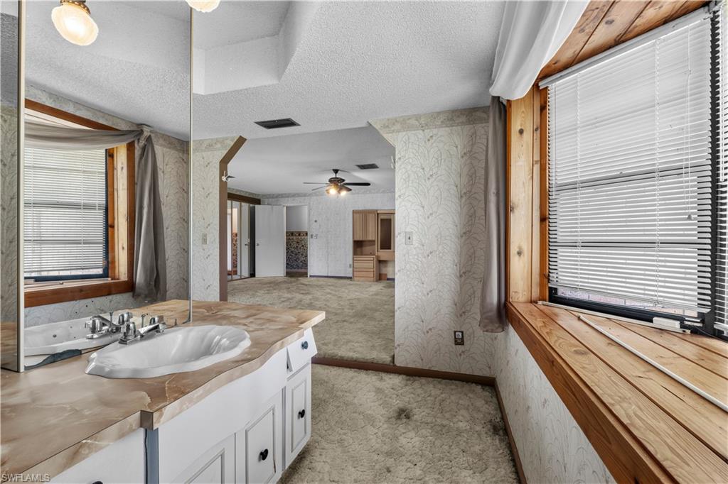 1085 West Ave Property Photo 45