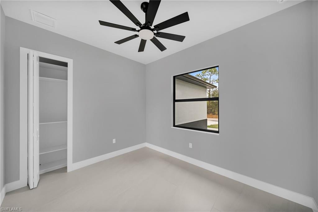 1002 Kanuga St E Property Photo 15