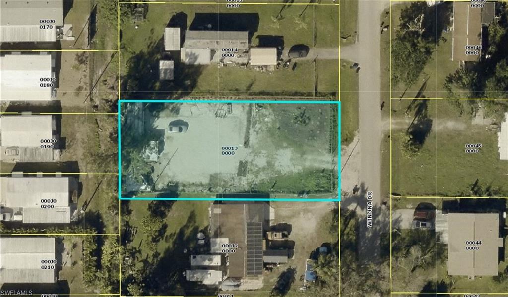 2811 Winona DR Property Photo 1