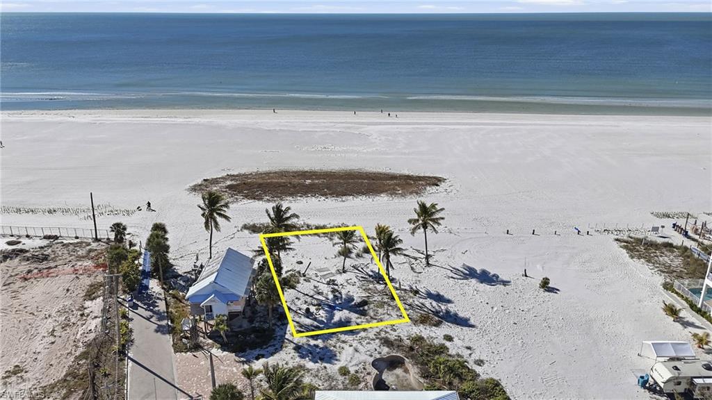42 Avenue E Property Photo 1