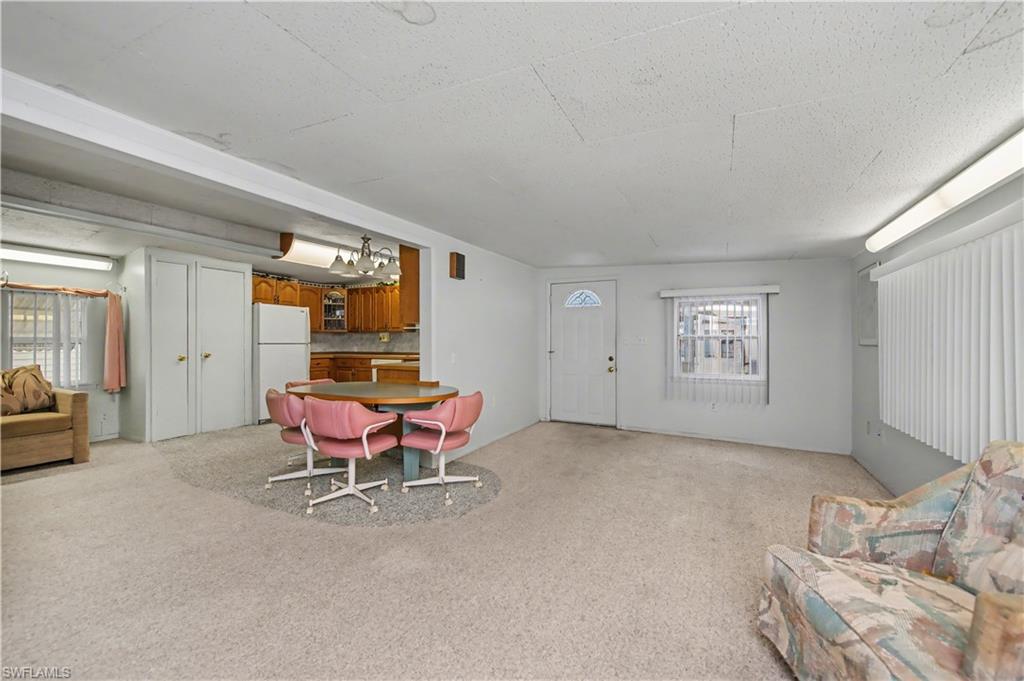 54 La Fonda Ln Property Photo 4