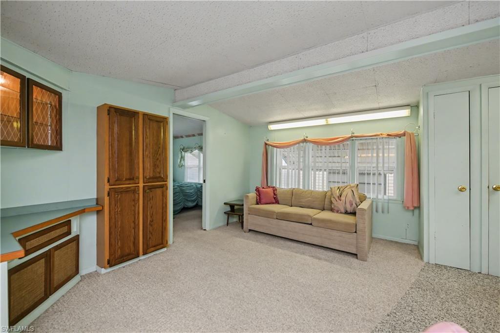 54 La Fonda Ln Property Photo 8