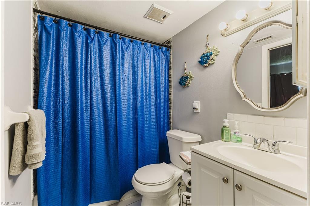 7393-7385 Albany Rd Property Photo 16