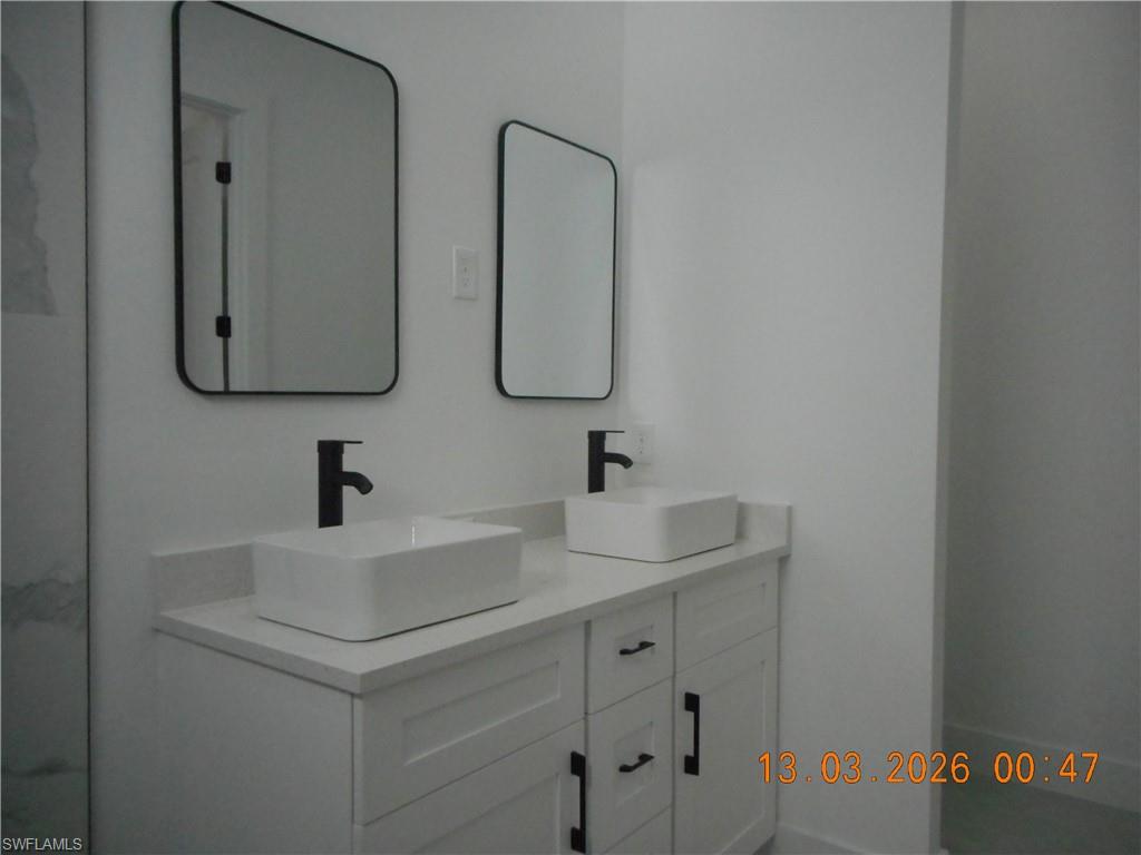 2616 38th St W Property Photo 13