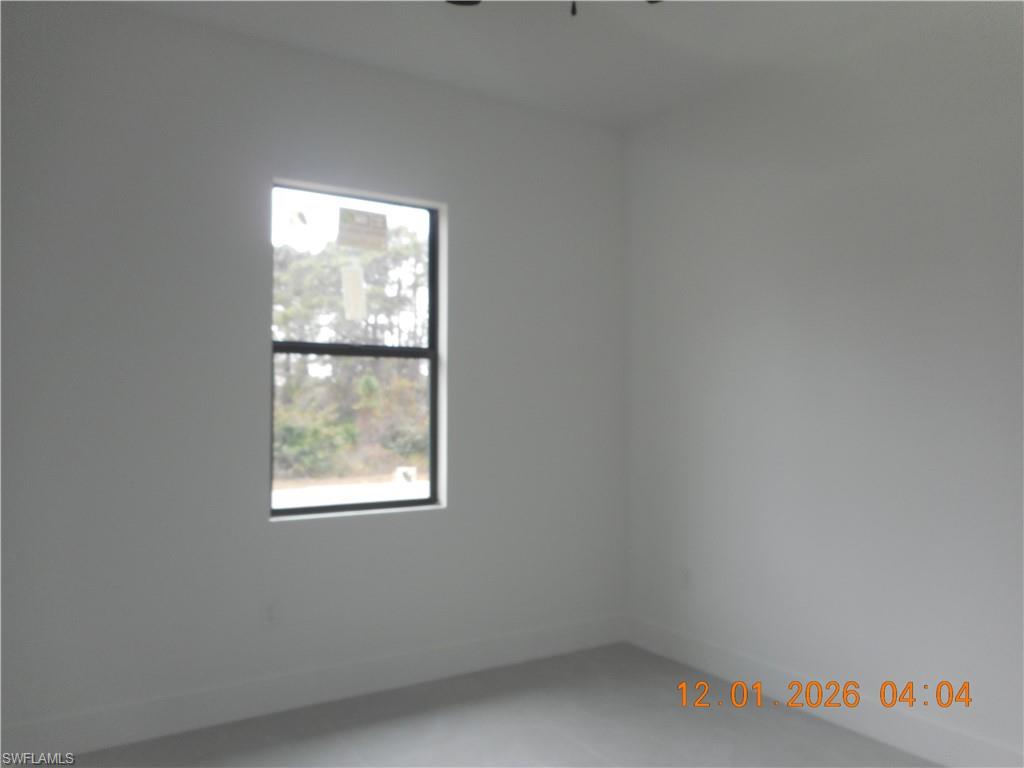 2616 38th St W Property Photo 17