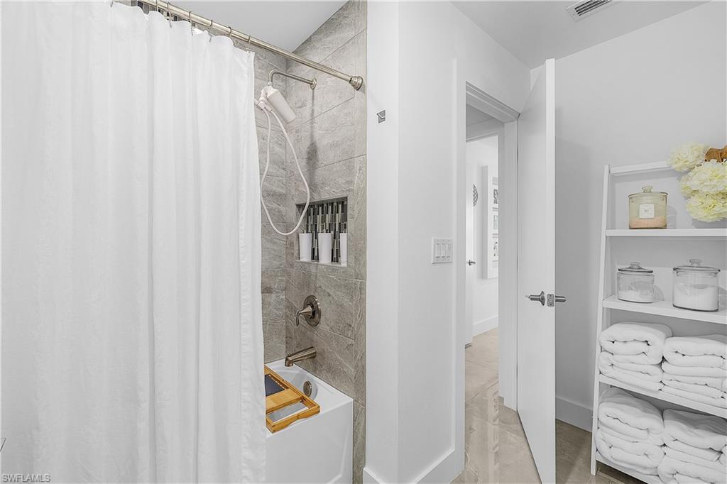 1922 Ne 17th Pl Property Photo 24
