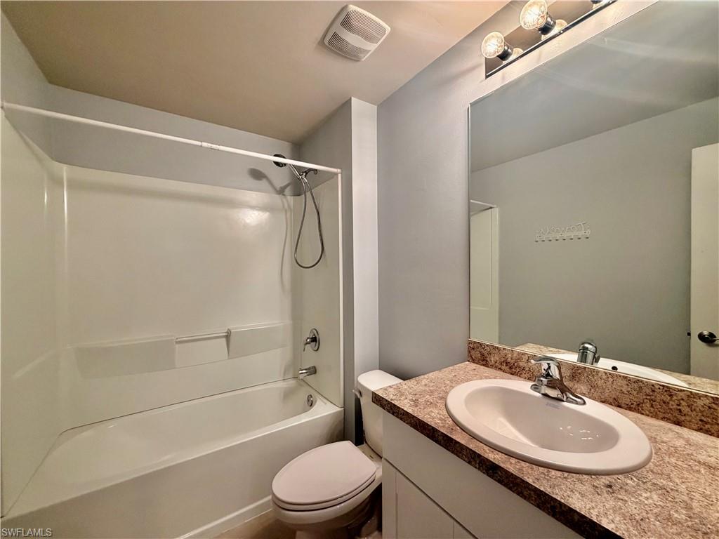5013 Pinetree Cir Property Photo 7