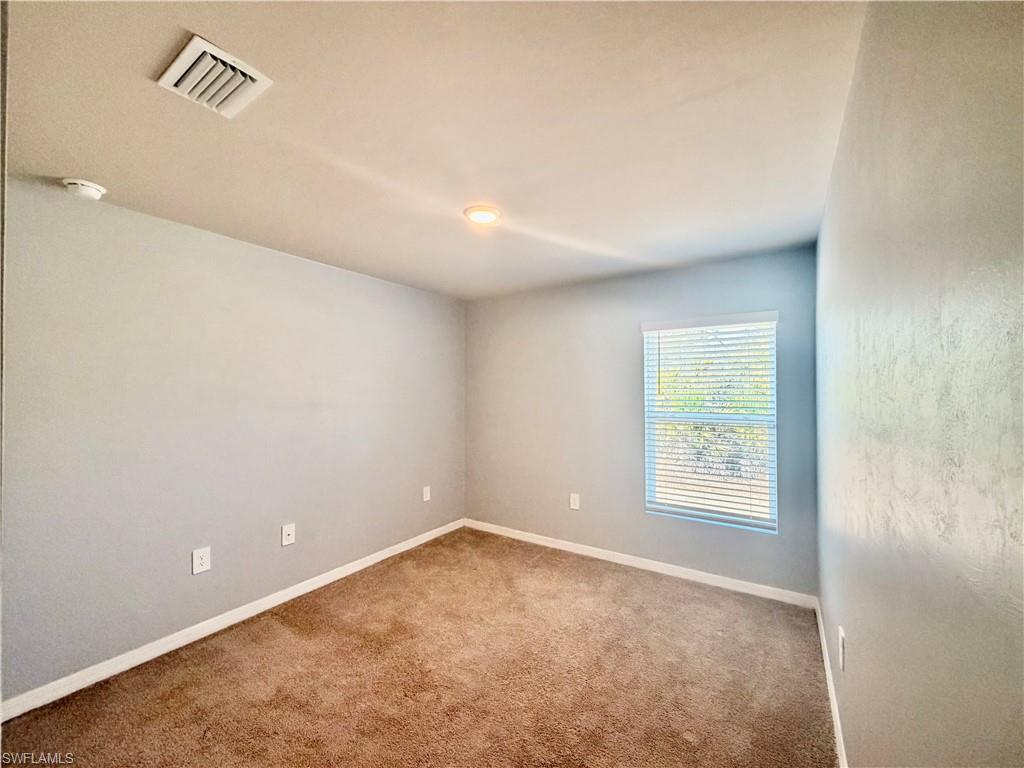 5013 Pinetree Cir Property Photo 9