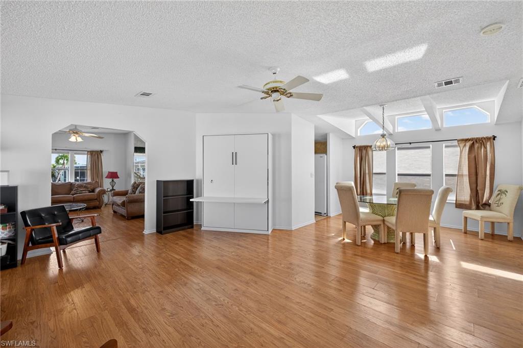 3088 Skipper Ln Property Photo 5