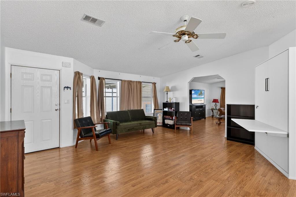 3088 Skipper Ln Property Photo 6