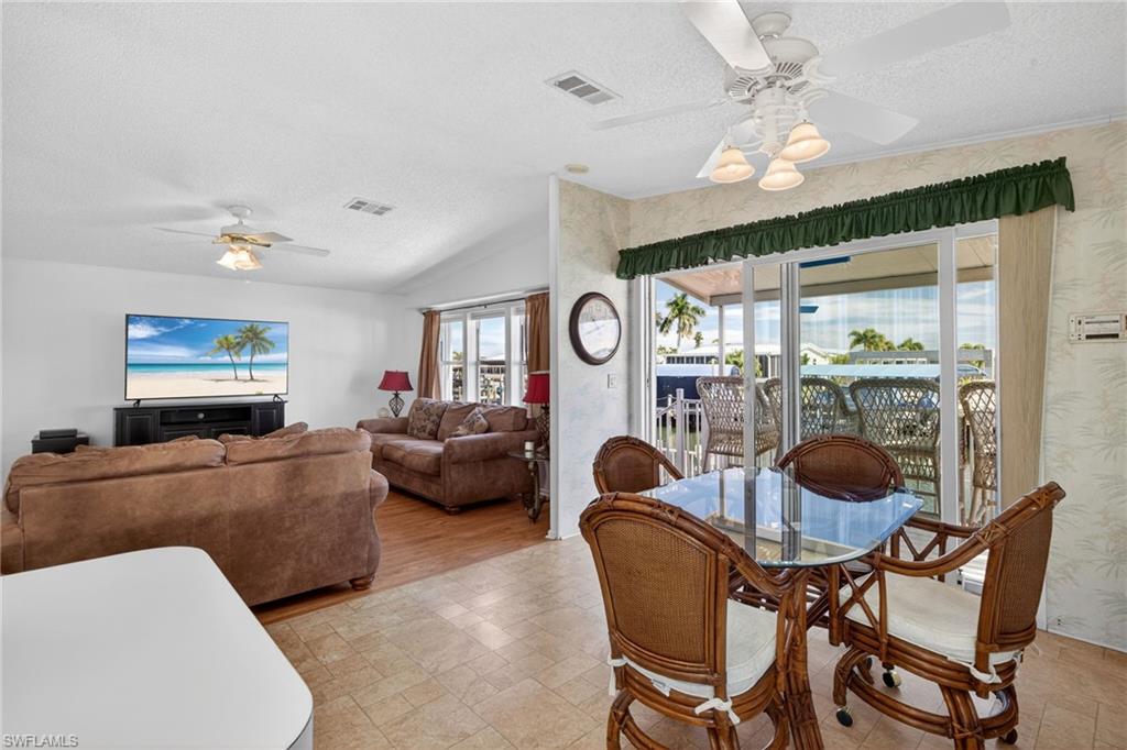 3088 Skipper Ln Property Photo 15