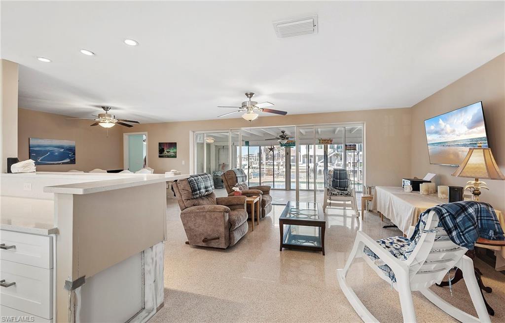 49 Fairview Blvd Property Photo 25