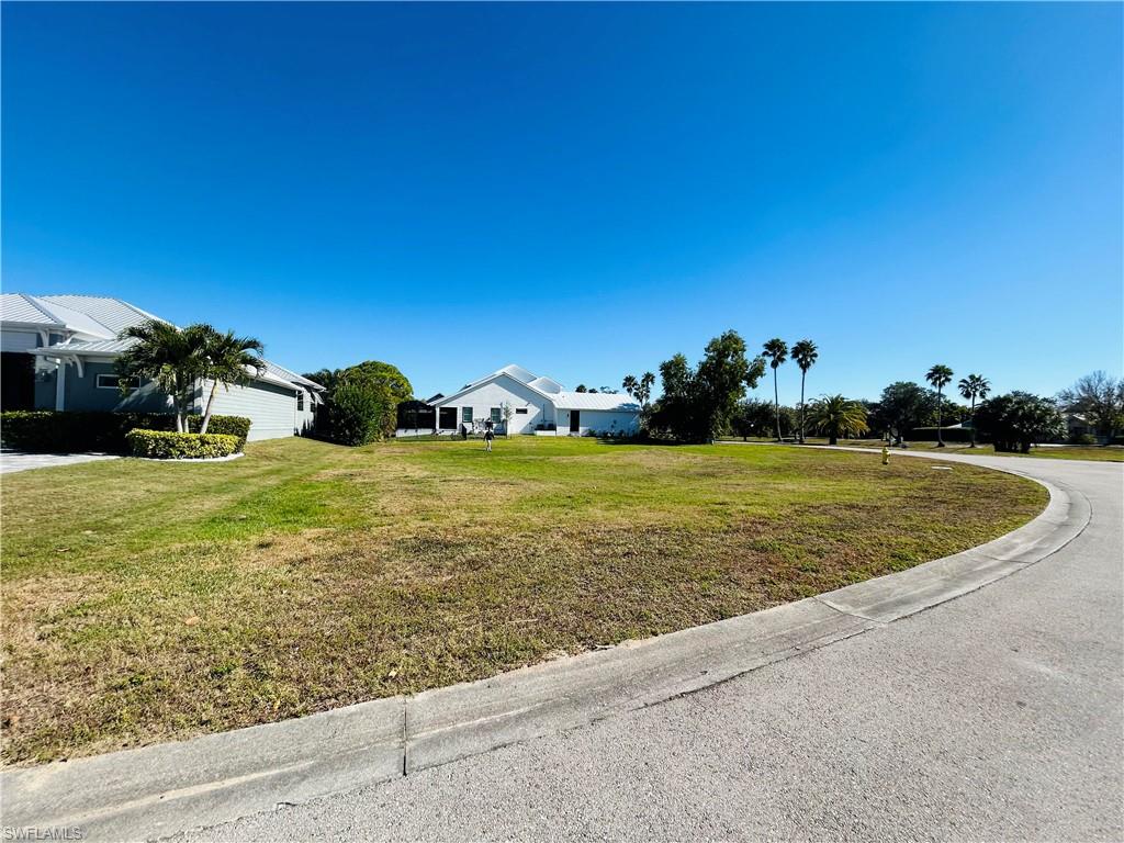6057 Marsh Point Ln Property Photo 14