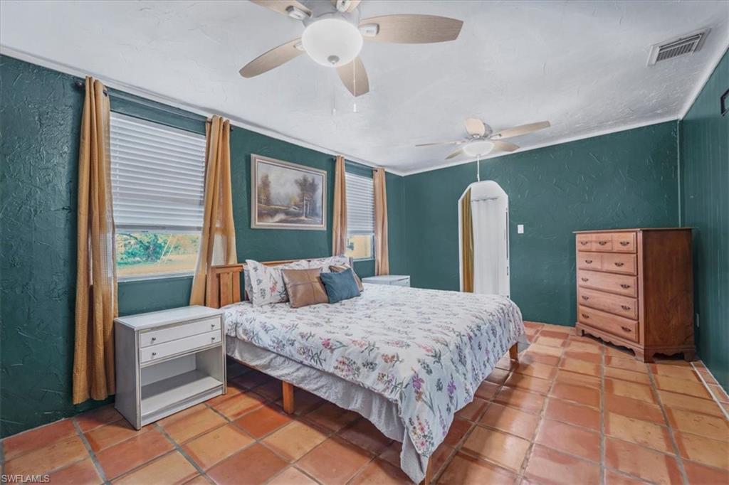 1083 Sunset Strip Property Photo 16