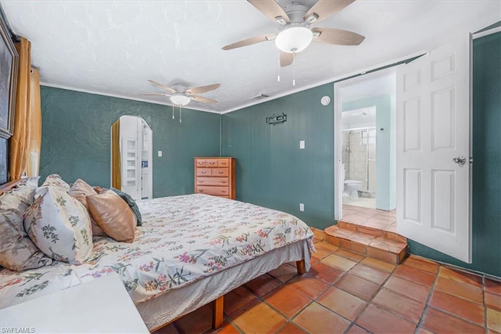 1083 Sunset Strip Property Photo 17