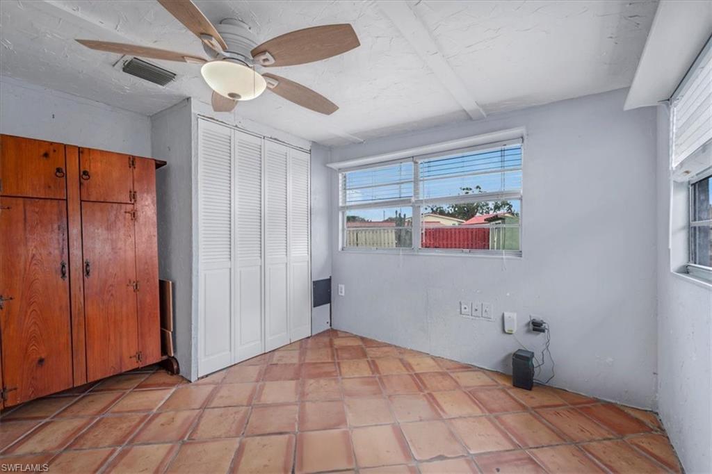 1083 Sunset Strip Property Photo 24