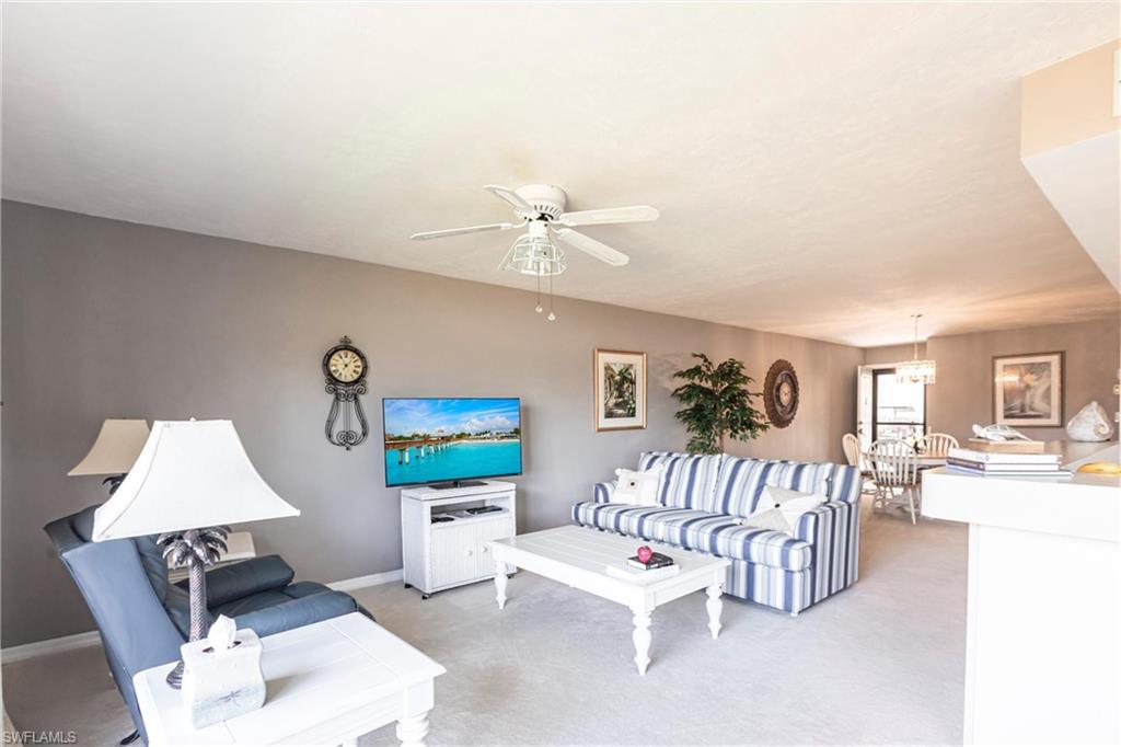 5665 Trailwinds Dr 615 Property Photo 4