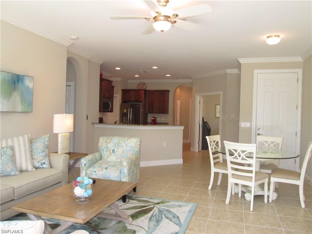 10702 Cetrella Dr Property Photo 3