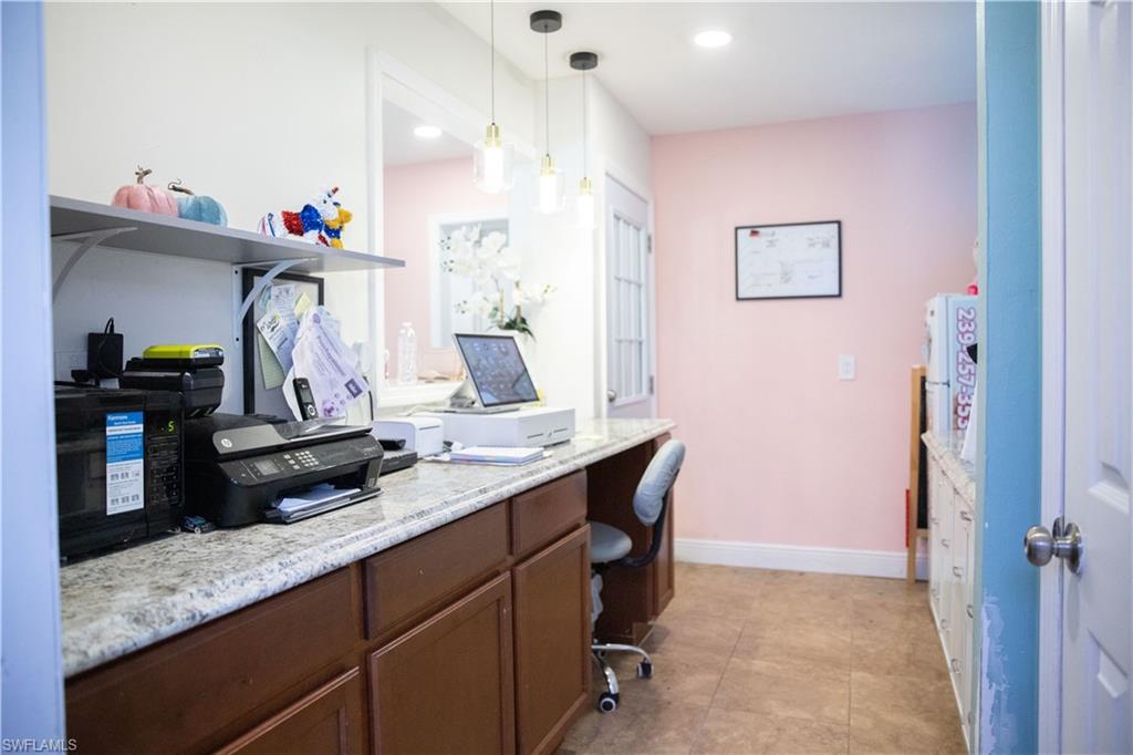 2828 Santa Barbara Blvd Property Photo 31