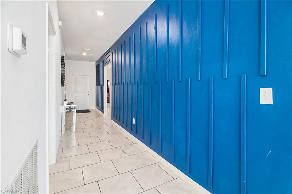 4054 San Clemente Ct Property Photo 3