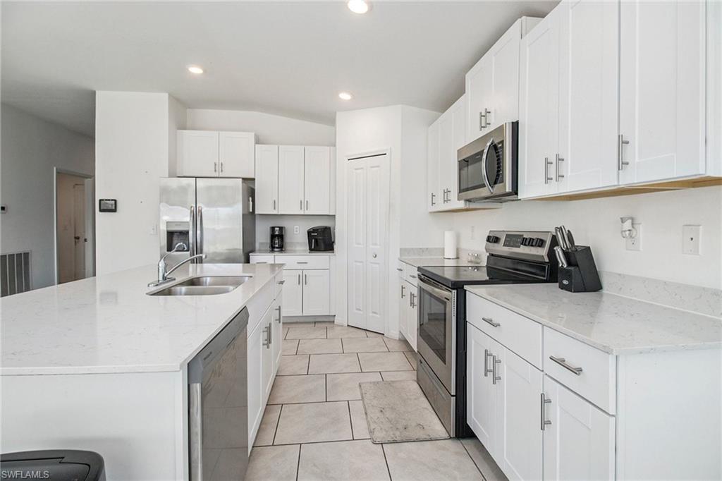 4054 San Clemente Ct Property Photo 10