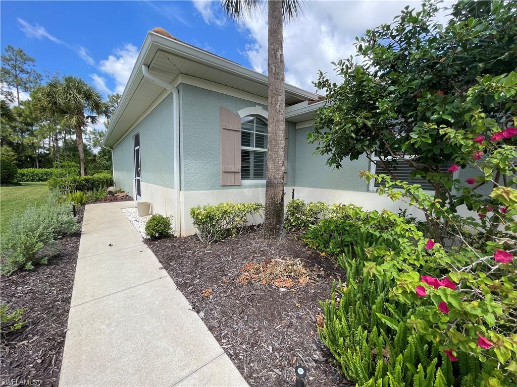 10640 Camarelle Cir Property Photo 4