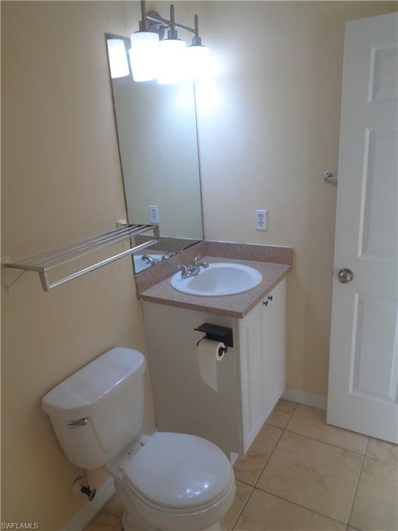 461/463 Loretta Ave S Property Photo 35
